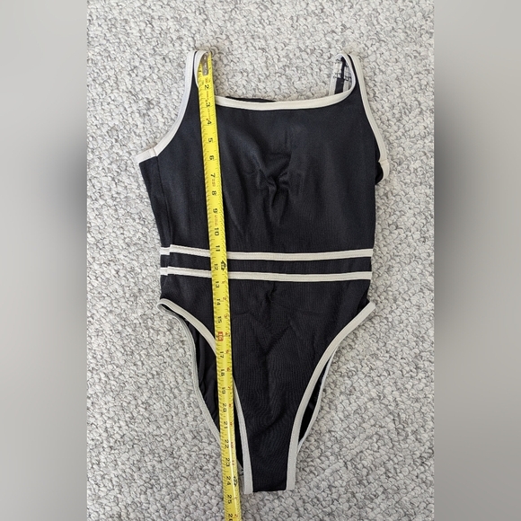 Jantzen Womens Swim/Bathing Suit With High-Cut Legs & Low Open Back - Picture 13 of 16